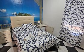 Hostal Sevillana Costa